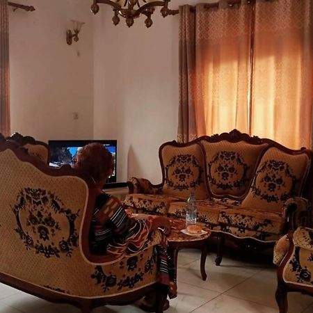 Residence Jeanne A Yaounde Odza Messamengo Екстериор снимка