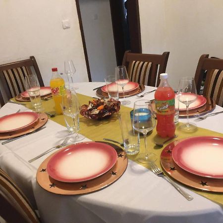 Residence Jeanne A Yaounde Odza Messamengo Екстериор снимка
