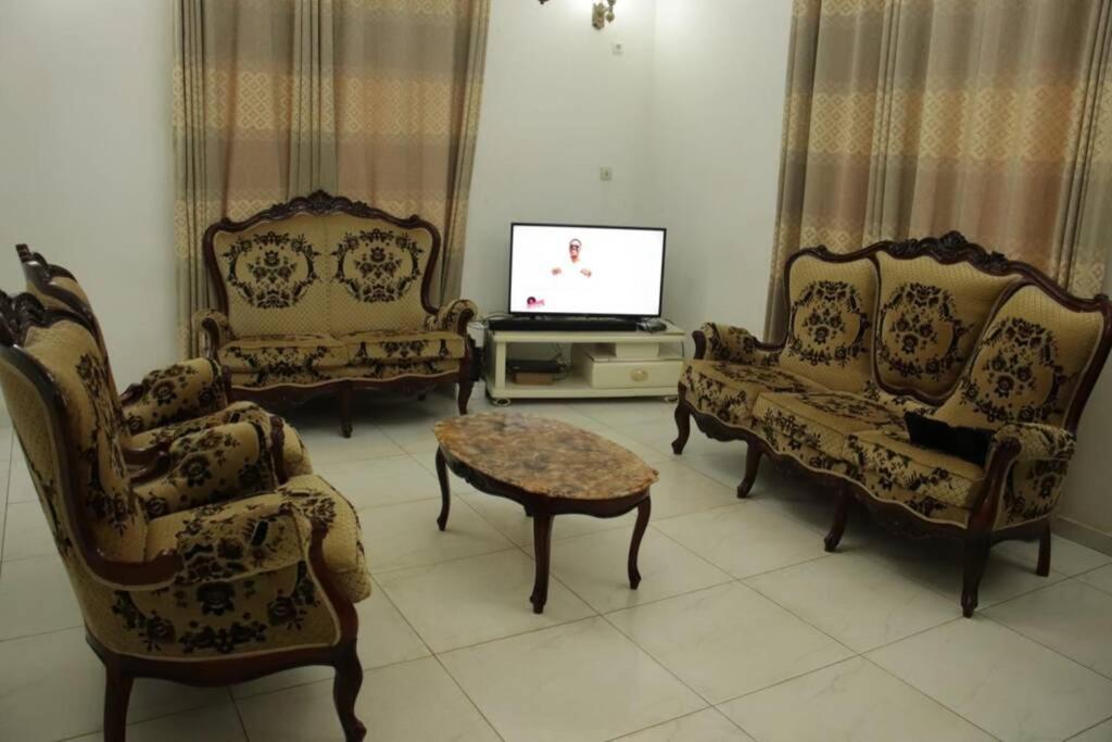 Residence Jeanne A Yaounde Odza Messamengo Екстериор снимка