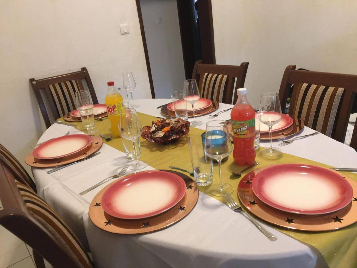 Residence Jeanne A Yaounde Odza Messamengo Екстериор снимка